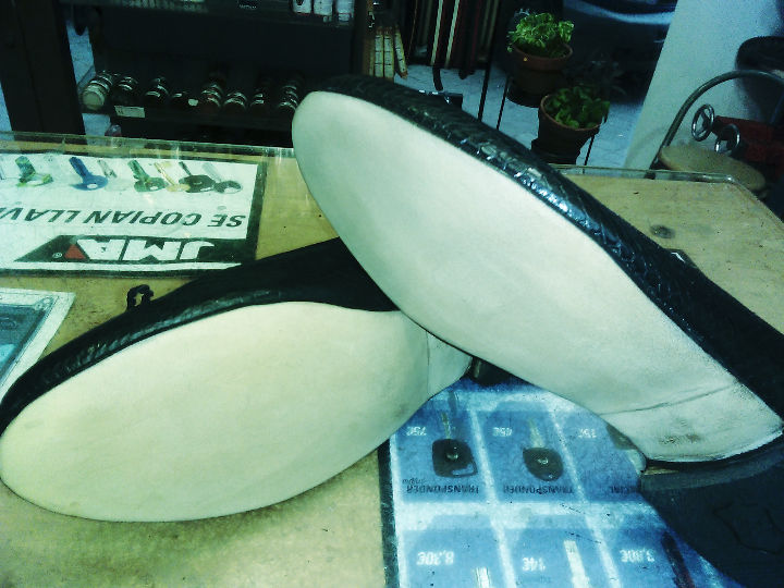Suela pegada